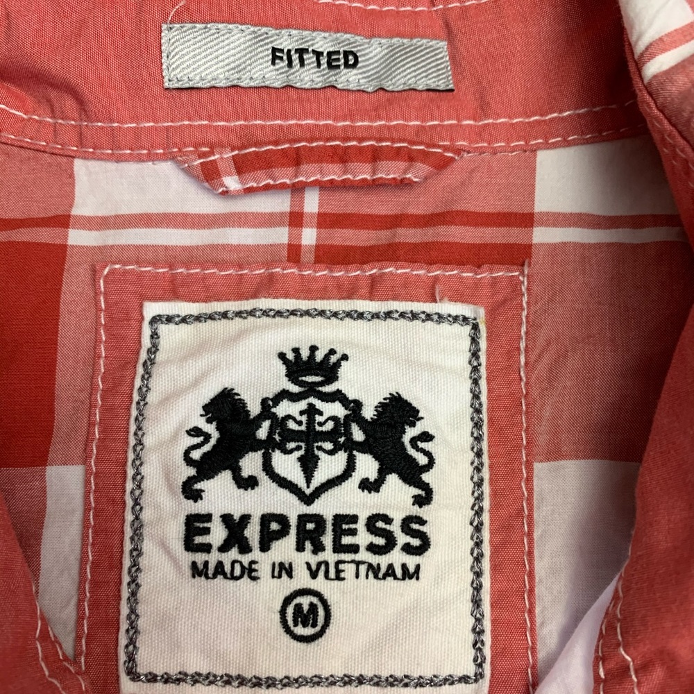EXPRESS - Picture 3 of 4